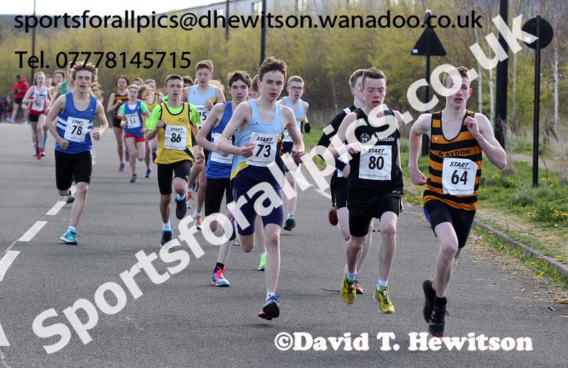 Under-15s start, Elswick Harriers Relays, Newburn. Photo: David T. Hewitson/Sports for All Pics